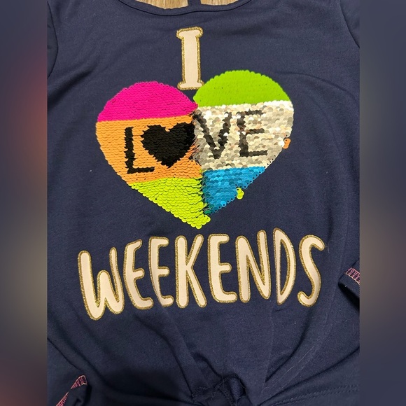 ❤️  girls navy blue with color changing sequins sweater. New - Picture 6 of 9